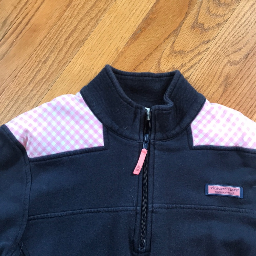 1/4 zip Vineyard Vines sweatshirt